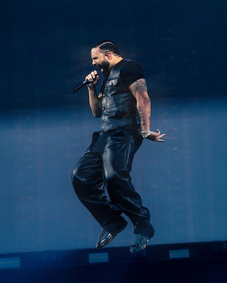 תמונה של האומן דרייק